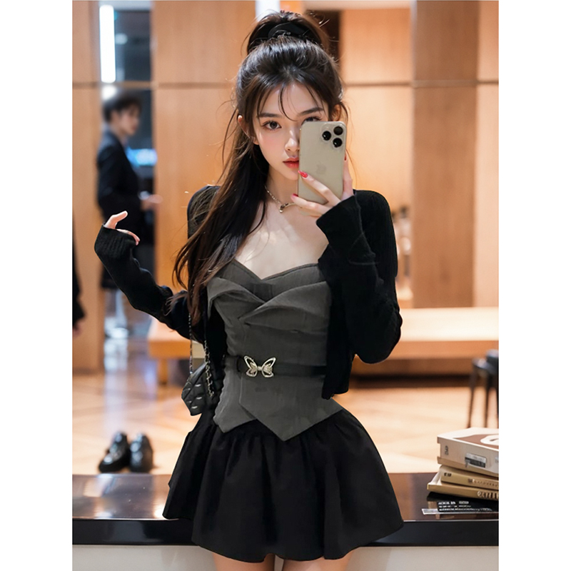 美式辣妹套装女夏季2025新款抹胸收腰不规则上衣+黑色半裙两件套