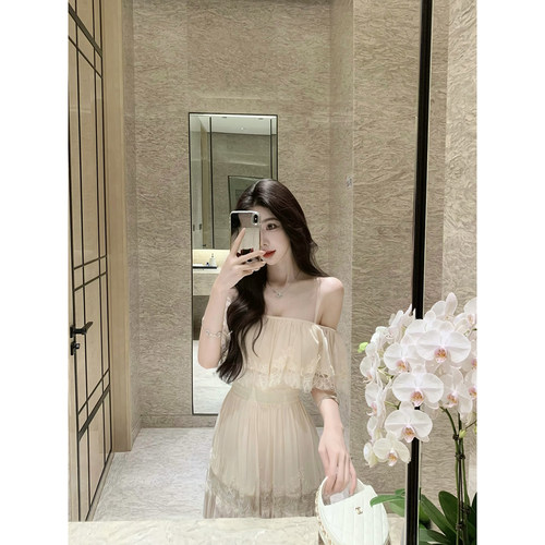 JustQin【花意缪斯】2026新款夏装性感吊带裙蕾丝裙收腰连衣裙女