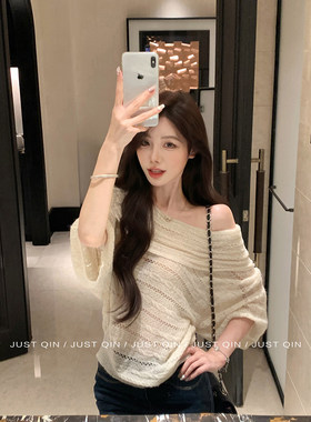 JustQin【艾薇莉儿】气质宽松套头镂空一字肩针织毛衣上衣女秋季