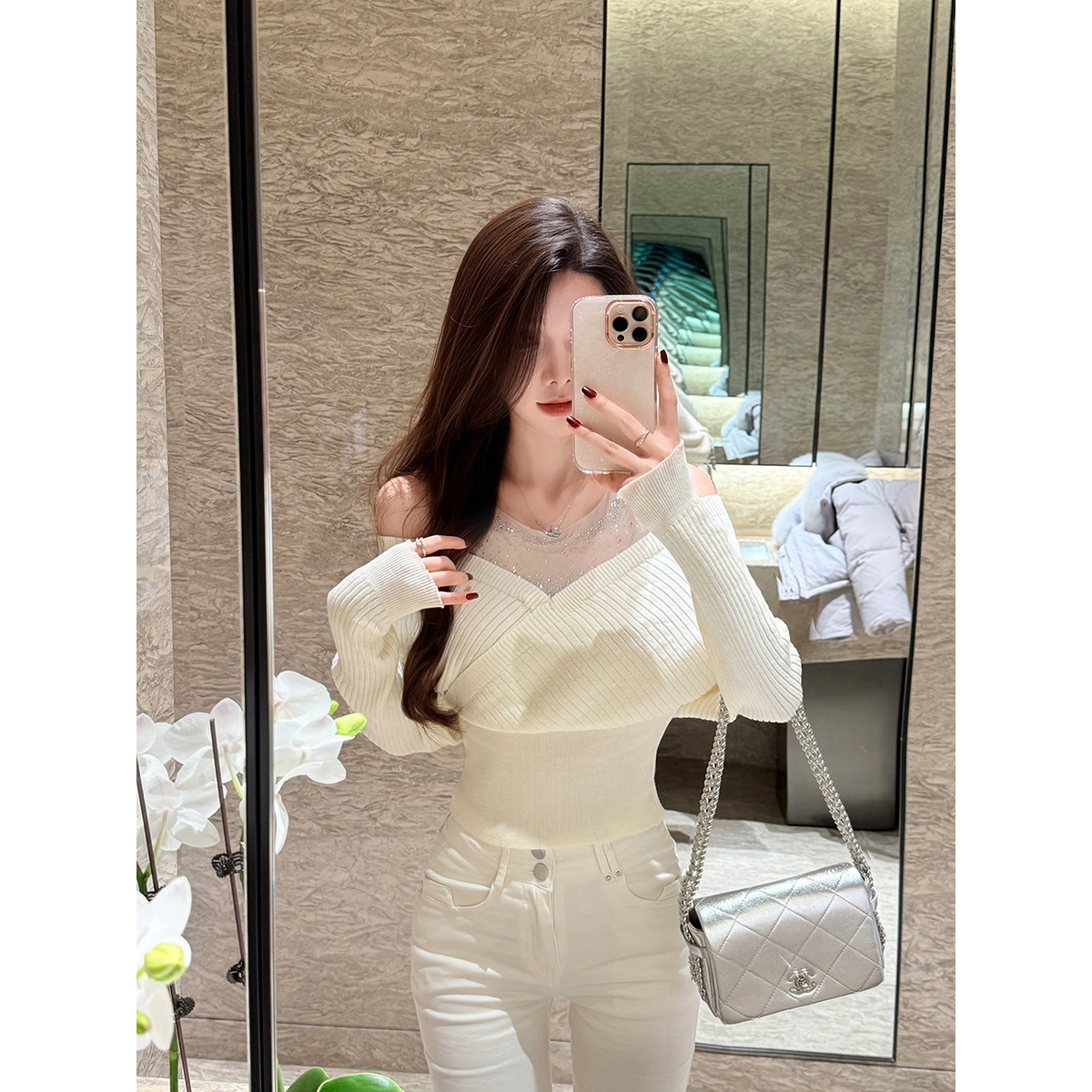 JustQin【吸睛时刻】2025秋冬新款网纱烫钻性感收腰针织毛衣女