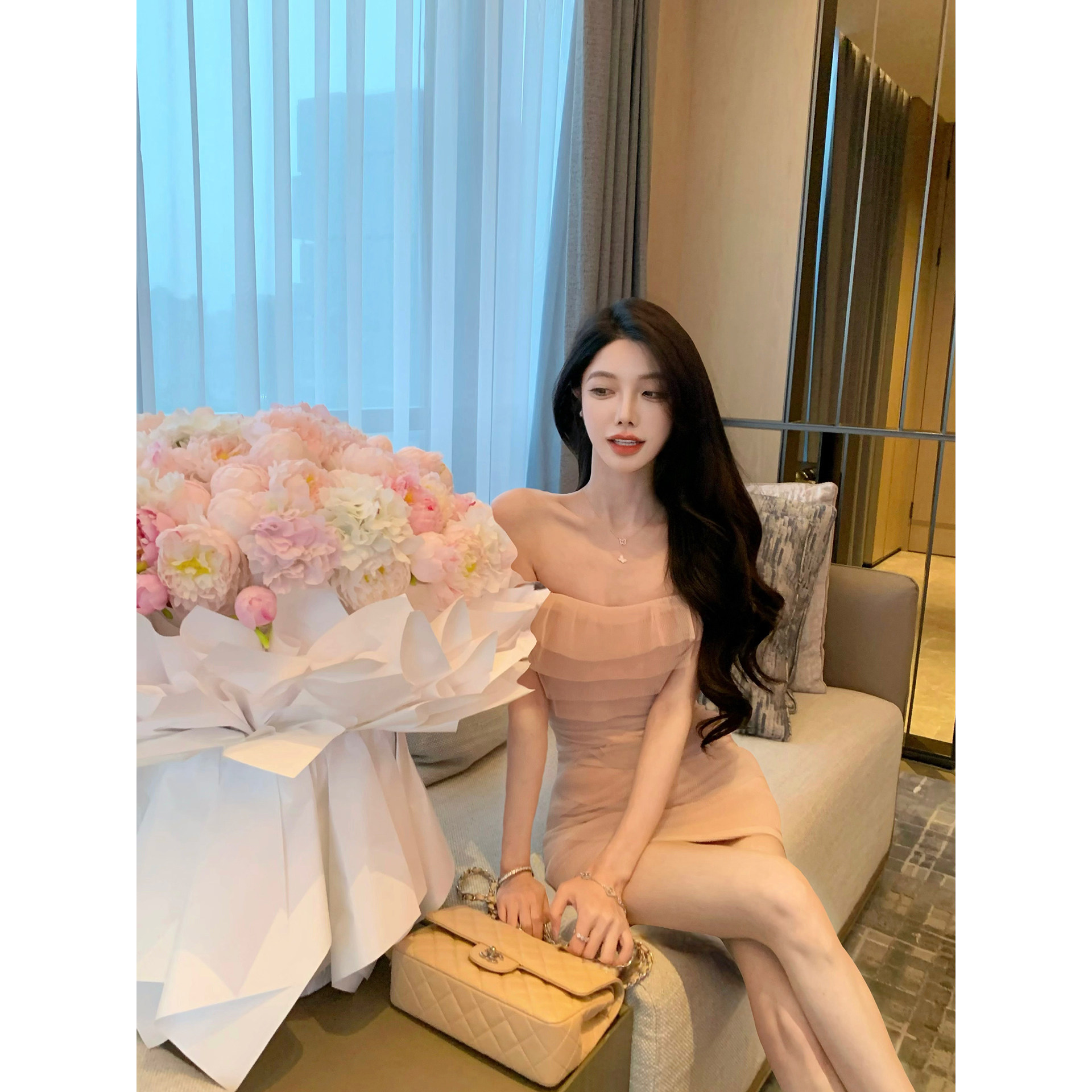 JustQin【娇俏佳人】2026新款夏装性感抹胸短裙收腰网纱连衣裙女