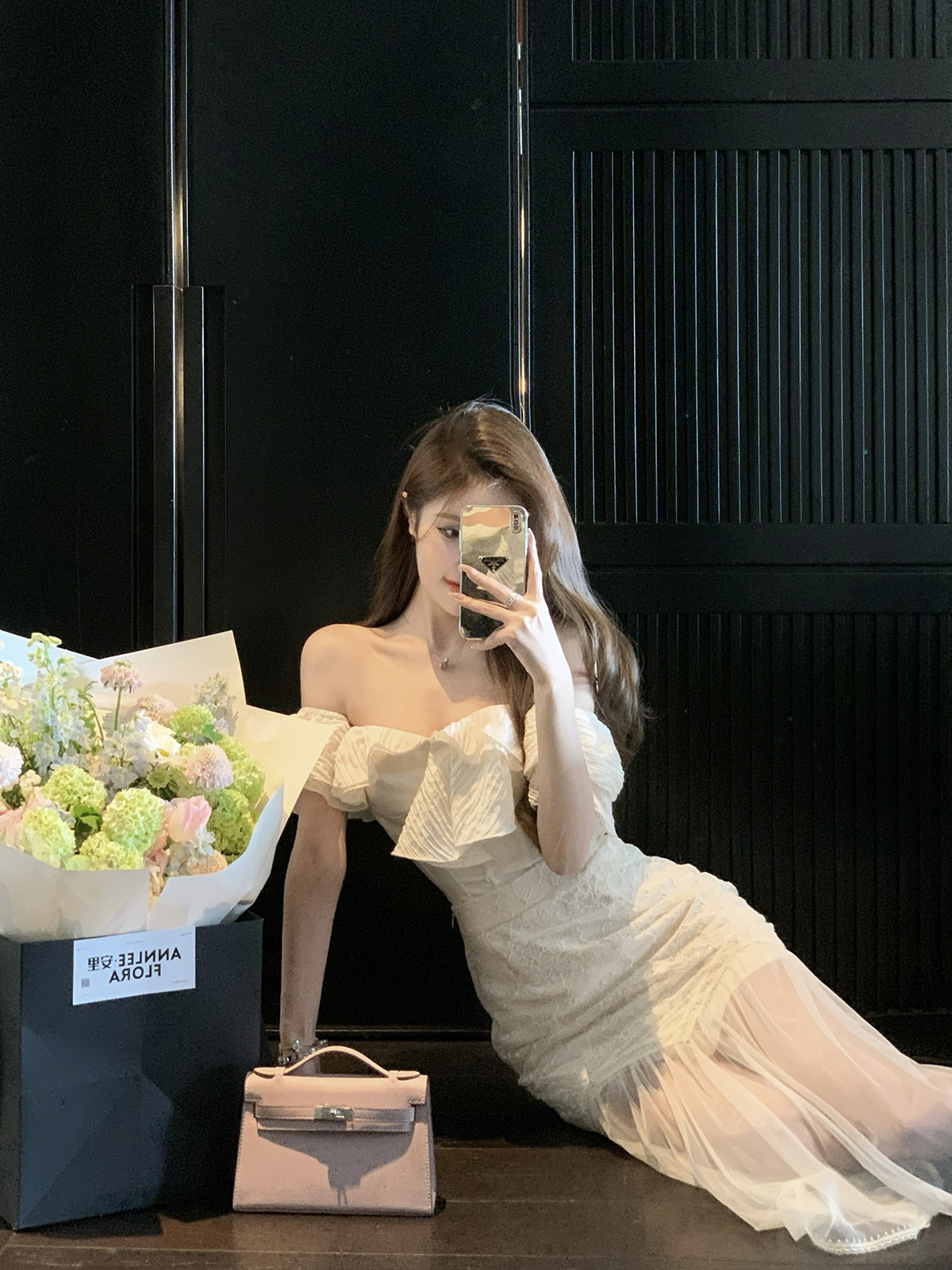 justqin米色蕾丝套装气质纯欲