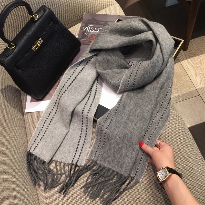 韩国羊毛围巾女气质百搭高级感羊绒披肩高端质感纯色保暖双面围脖