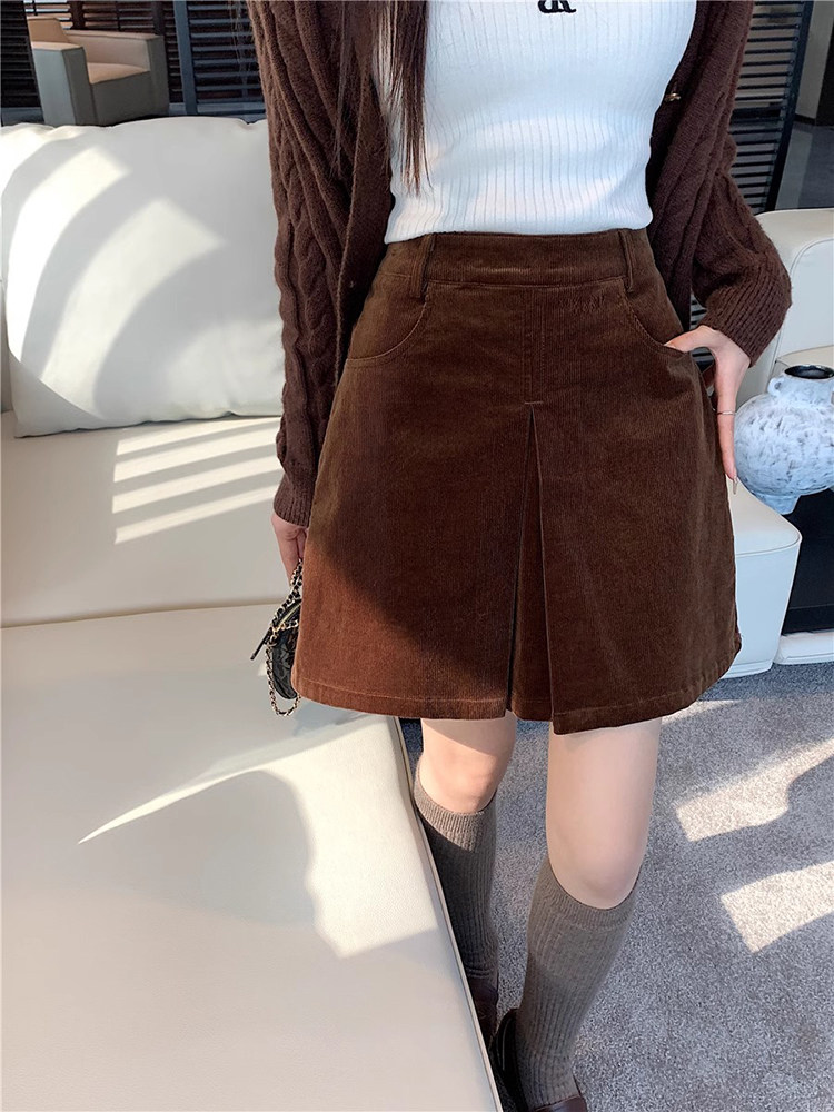 2025春秋新款咖色灯芯绒半身裙女小个子覆古百褶裙设计感条绒短裙