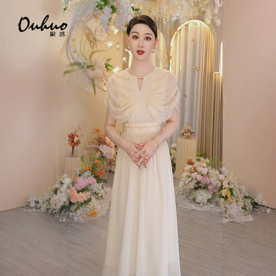 独特漂亮初春裙子气质连衣裙