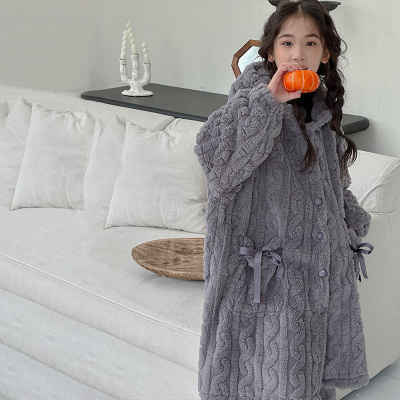 法兰绒女童睡袍两件套儿童