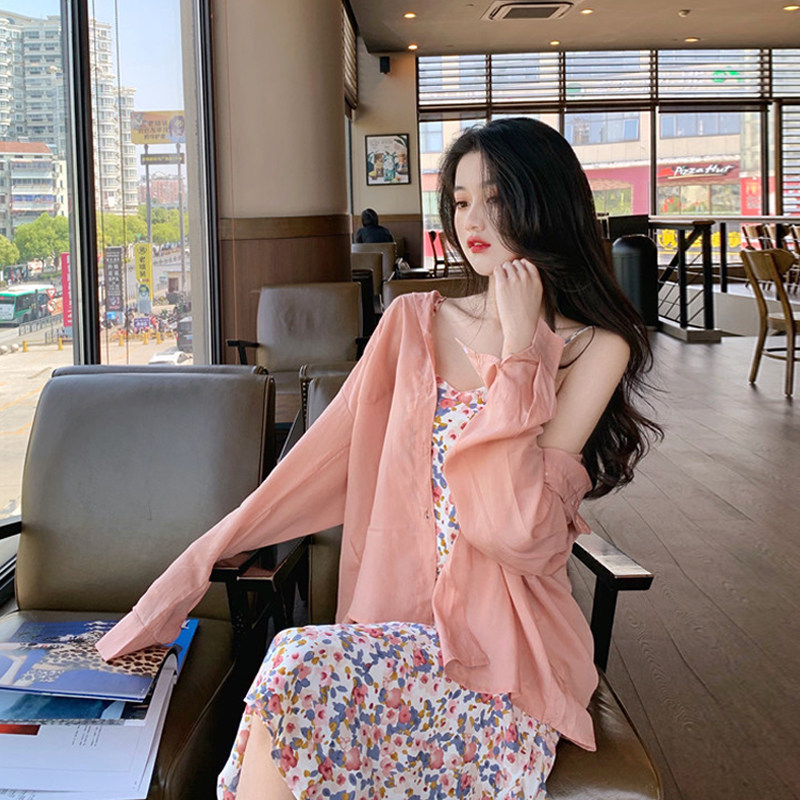 很仙的防晒两件套连衣裙女洋气2020新款法式衬衫吊带碎花裙子套装