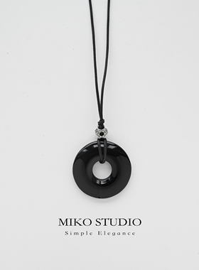 长项链黑玛瑙红玛瑙吊坠项链镀金工艺时尚轻奢编绳叠戴长款毛衣链