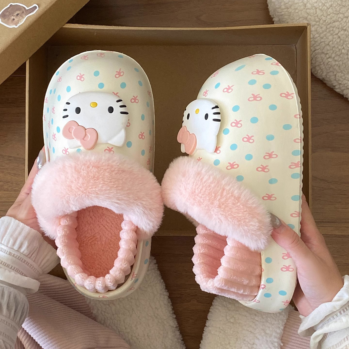 哈喽Kitty棉拖鞋女秋冬室内家居棉拖外穿防水防滑保暖棉鞋可拆洗