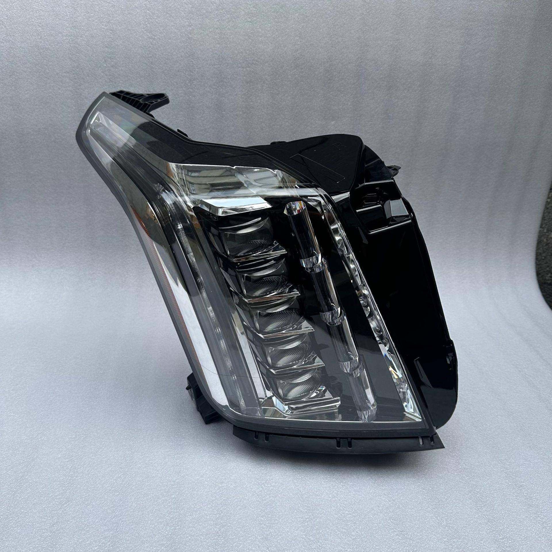 适用于凯迪拉克ESCALADE2015-2020年前照明头灯84216044/84580183