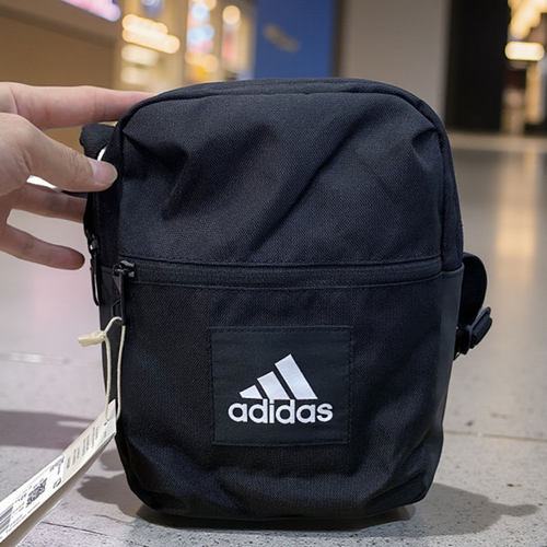 阿迪达斯单肩小包斜挎包男女通用