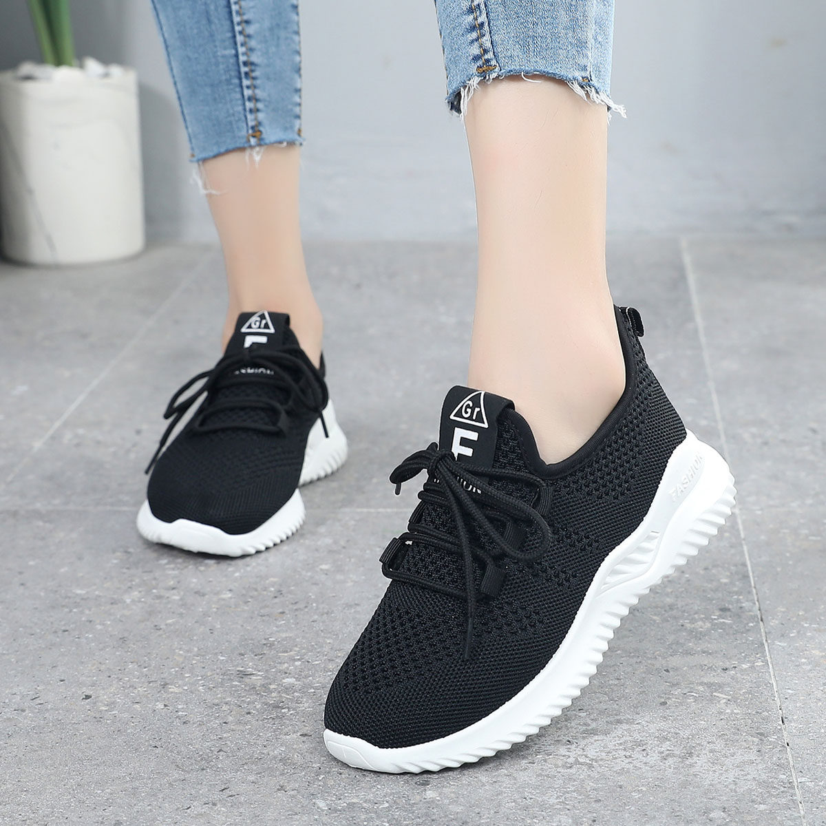 gym shoes Cloth shoes Women's Shoes Autumn and winter ventilation Versatile leisure time lady light soft sole Bodybuilding run shoesin the Women's Shoes, Low shoe, Fashion casual shoes category - from Buy2taobao.com to provide professional Taobao agent buy service