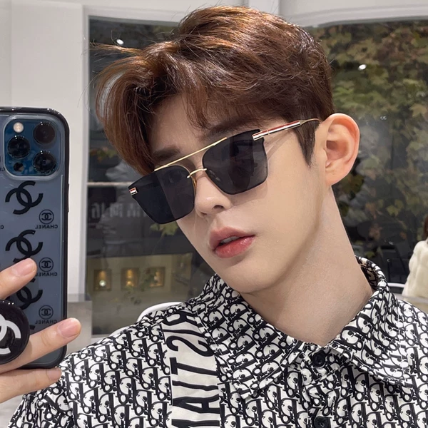 Товары от 音凡眼镜旗舰店