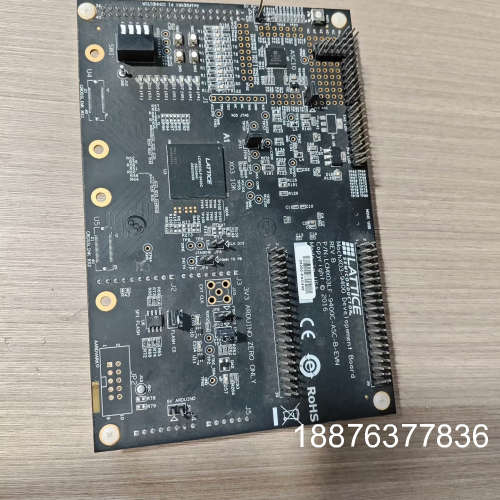 Lattic  MachxO3-9400 Deve I op议价