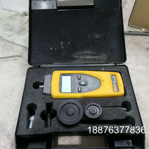 福禄克931 电池仓有漏液痕迹 不包好坏，配件出，售出不退不议价