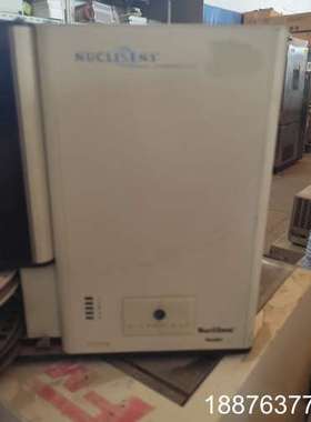 出售NucliSens Reader生物诊断仪器，白色外壳，议价