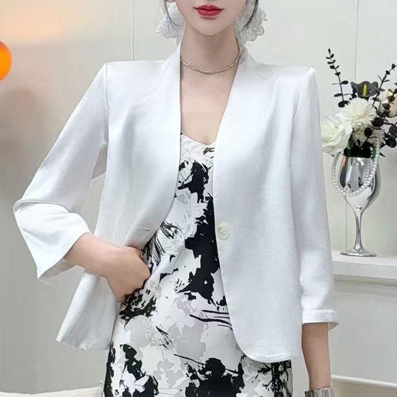 春夏季新款丝滑缎面外套女短款配旗袍裙子小西装七分袖职业装上衣