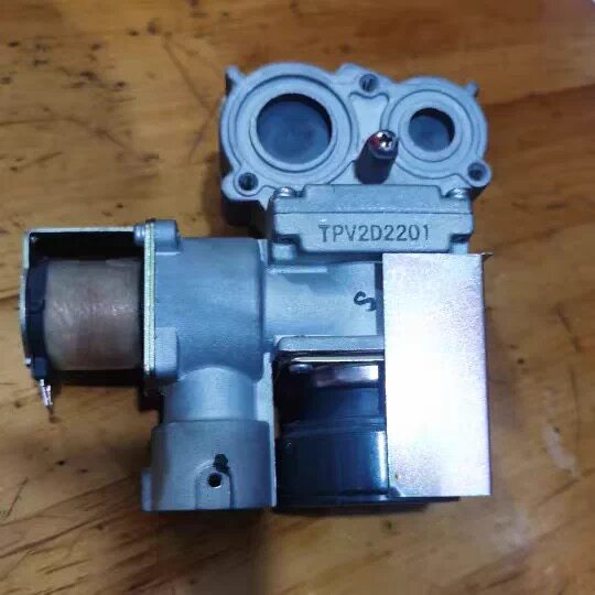 方太燃气热水器比例阀TPV2D2201电磁阀JSQ31-1510W方太配件