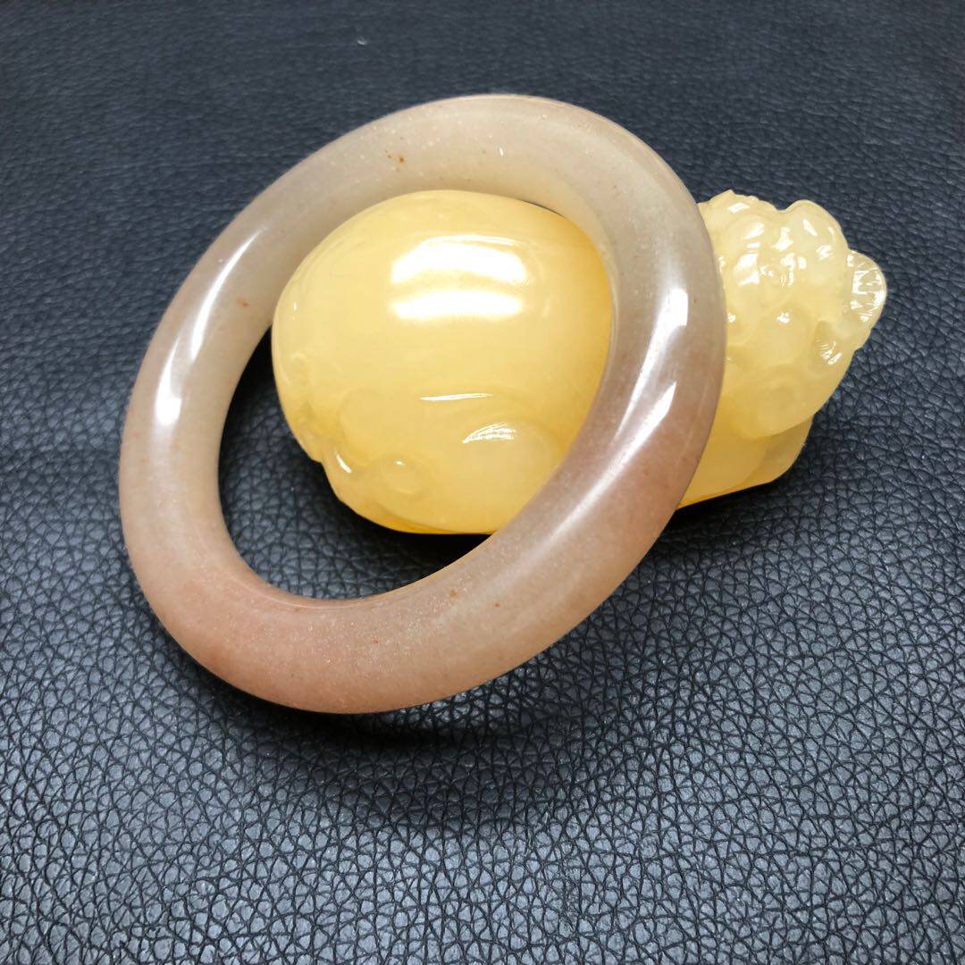 顽石记 静玉有缘人佘太翠冰绿春彩原石手镯新品出炉