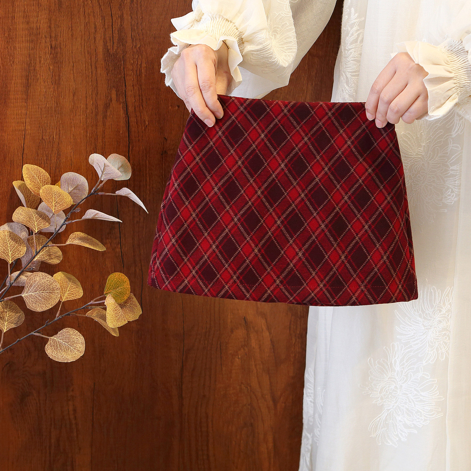 女童冬季加绒学院风格子毛呢半身裙女高腰A字短裙红色格纹包臀裙,童装/婴儿装/亲子装,半身裙,淘宝优惠券,粉丝福利购,淘宝优惠卷