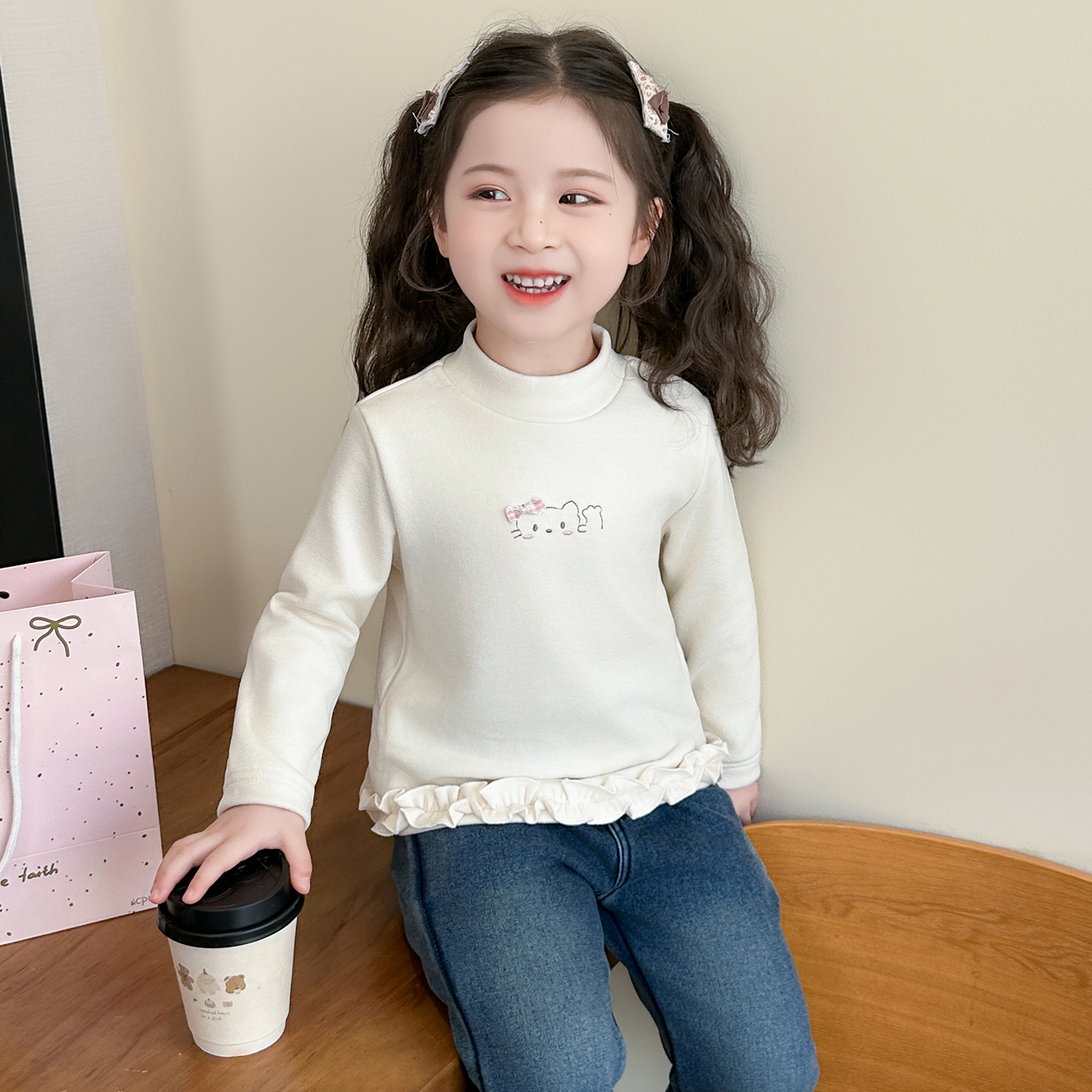 女童加绒打底衫2025新款儿童洋气长袖T恤宝宝宽松百搭打底衫上衣