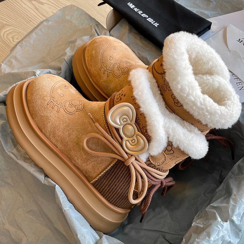 hellokitty猫雪地靴女冬季新款皮毛一体加绒加厚棉鞋厚底短筒靴子