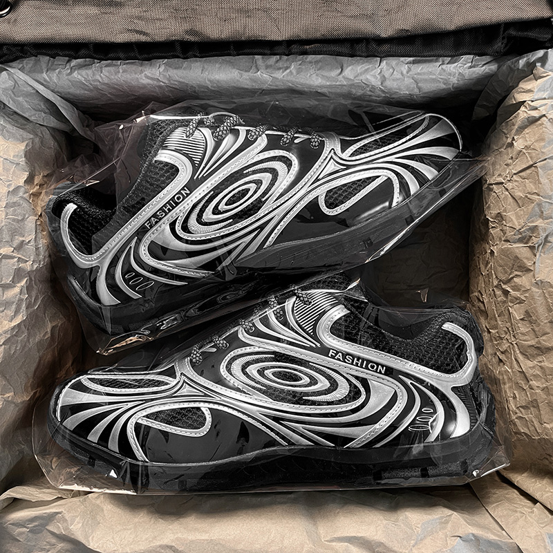 真皮复古黑色涡轮德训鞋女款鞋子2025秋季新款情侣百搭休闲板鞋潮