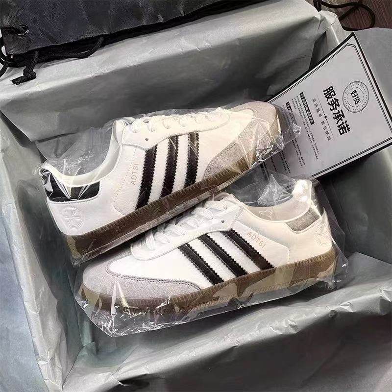 美式经典白色德训鞋男女款2026春季新款厚底情侣低帮运动休闲板鞋,流行男鞋,德训鞋,淘宝优惠券,粉丝福利购,淘宝优惠卷