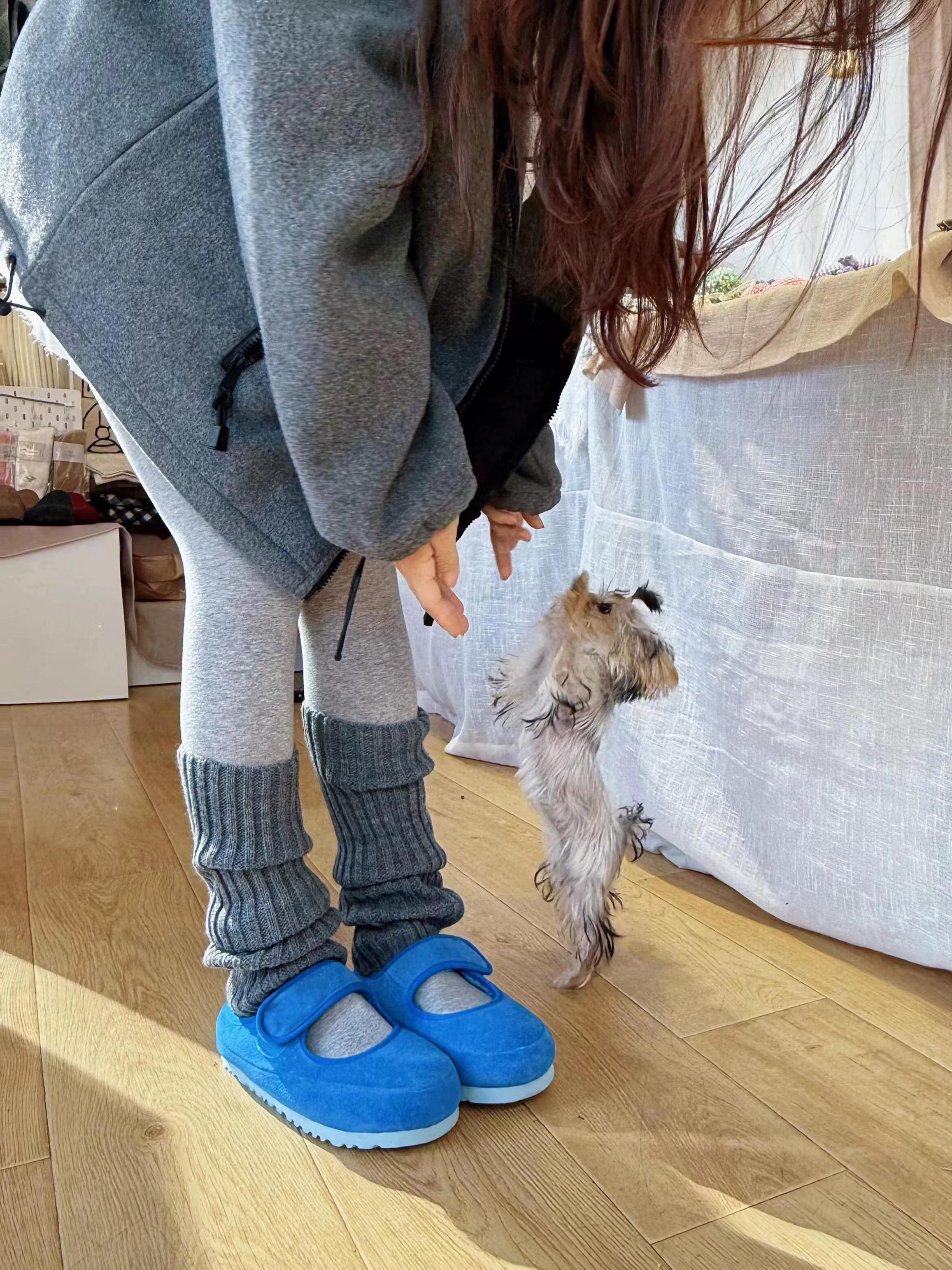 正品魔术贴毛毛包头拖羊皮毛一体女冬季2025新款加绒保暖玛丽珍鞋