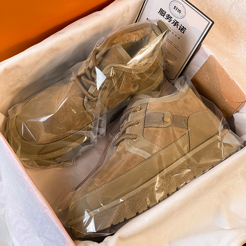 厚底轮胎底加绒雪地靴男款2025冬季新款羊皮毛一体户外保暖棉鞋潮