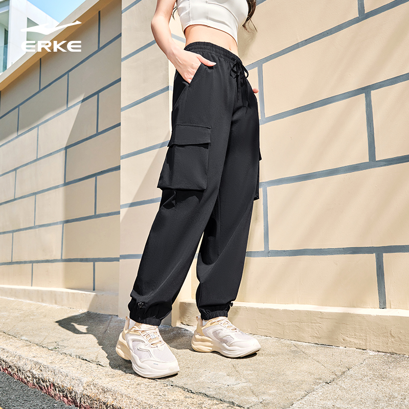 鸿星尔克休闲裤工装裤女士2025春秋季运动裤女梭织长裤抽绳长裤子