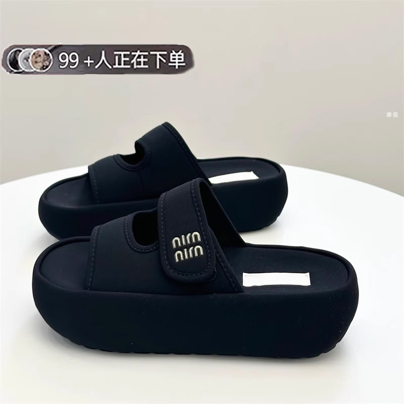 品牌绝美厚底凉拖鞋女夏外穿2025新款高级感时尚网红超火沙滩一字