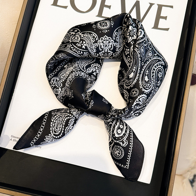 黑色腰果花真丝桑蚕丝小方巾丝巾女护颈围脖子搭配衬衫丝绸薄围巾