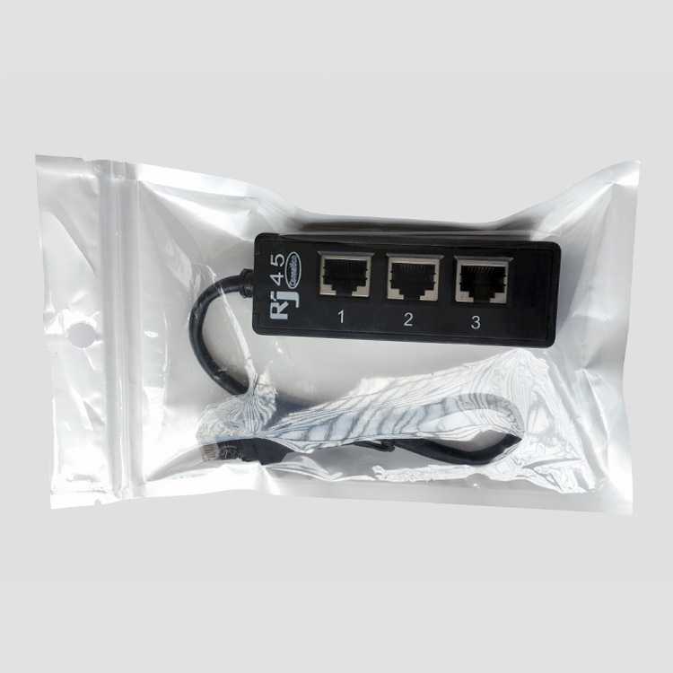新款直销RJ45网络连接器  网线延长器 高品质网口一分三转接头八