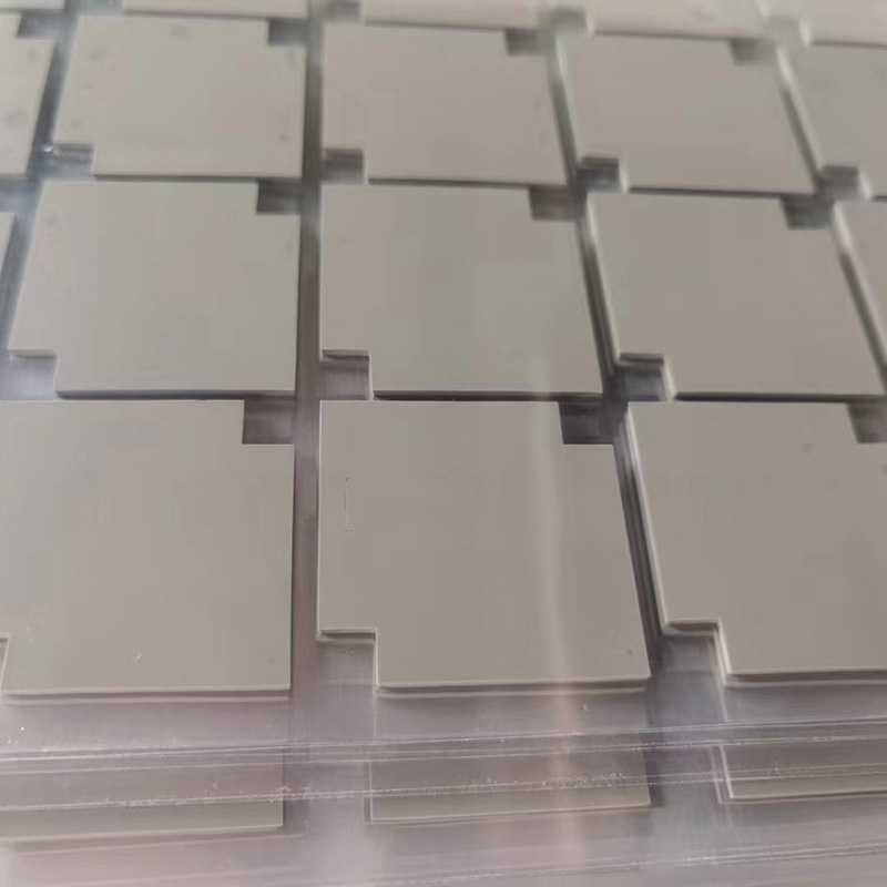 新款直销电脑CPU显卡存储器用导热硅胶片2W LED灯具电源芯片用导