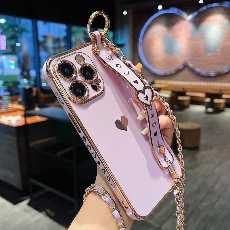 适用苹果16Promax手机壳新款女iphone15高级感11超薄镜头全包防摔12保护套腕带创意支架mas小众软por带挂绳14