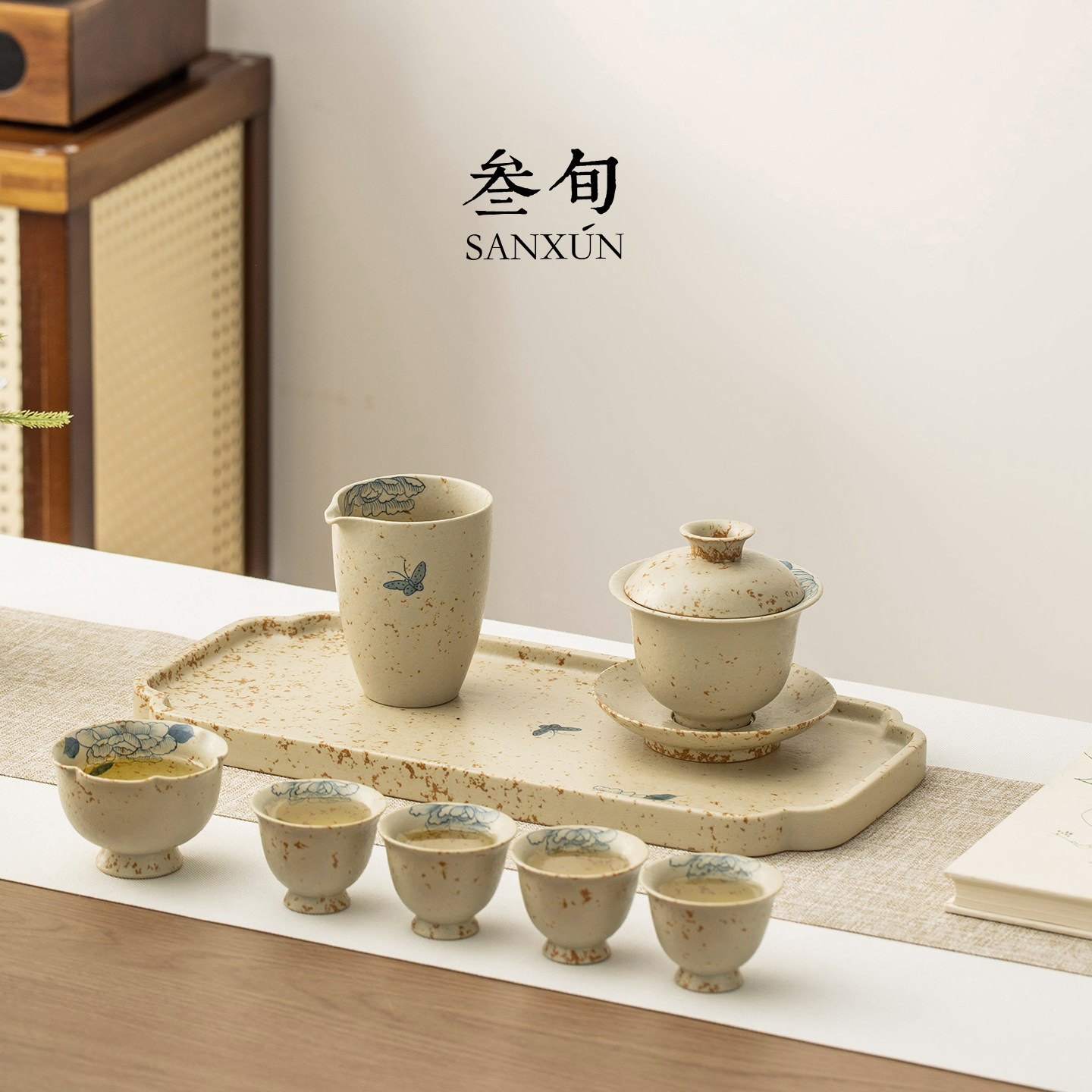 叁旬手绘青花火石红蝶恋花盖碗功夫茶具套装高档轻奢高档专用泡茶