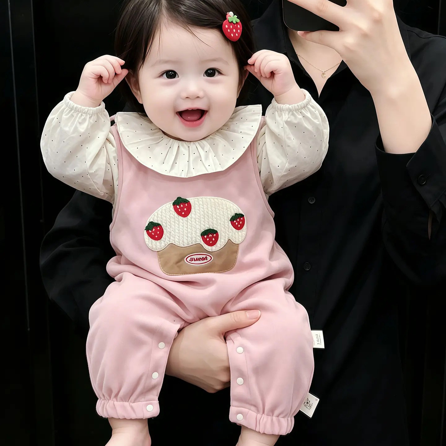 女宝宝背带裤子2026新款洋气春装套装秋小孩1岁半0一6-12个月婴儿