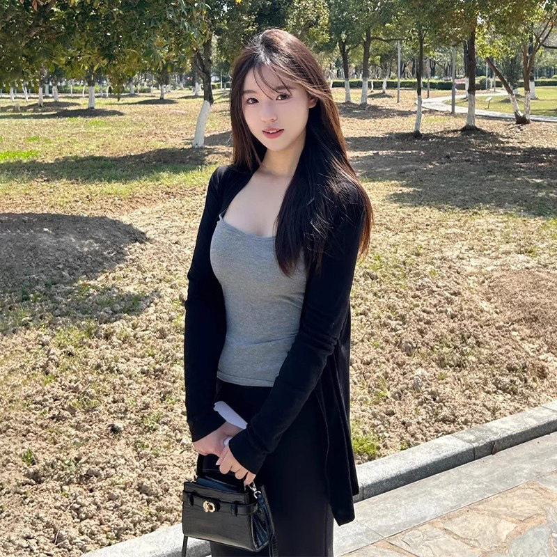 黑色开衫配吊带轻罩衫纱上衣薄款针织外套巨好看的早秋裙子妍衣坊