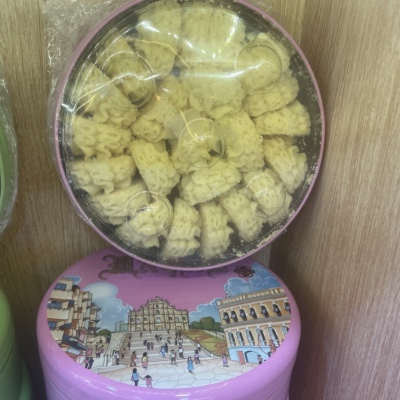 澳门利来饼家黄油小花曲奇 扁桃仁酥片 雪花千层酥 蝴蝶酥 易碎品