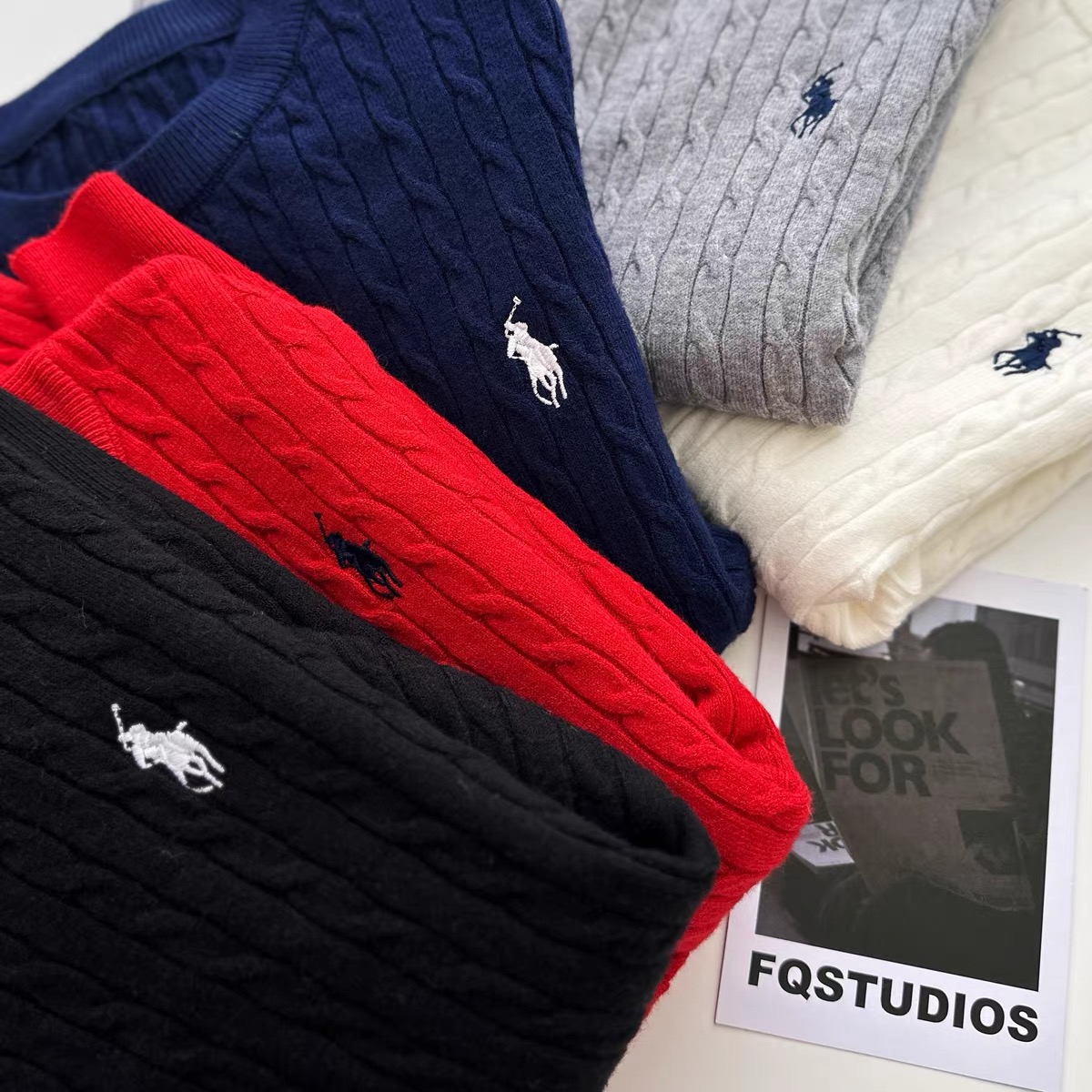 麻花毛衣圆领打底衫女内搭秋冬厚款2025新款洋气宽松显瘦针织上衣