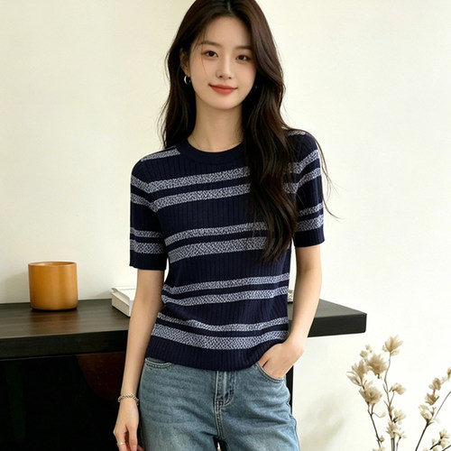 正肩短袖女士爆款2026新款高级感时尚洋气减龄百搭条纹针织衫上衣