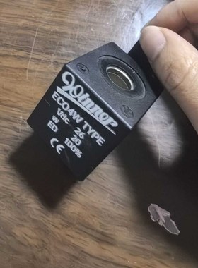 三一吊车风散热器电磁阀线圈 VDC26 26 28德驰线圈P防水EC04W TYP