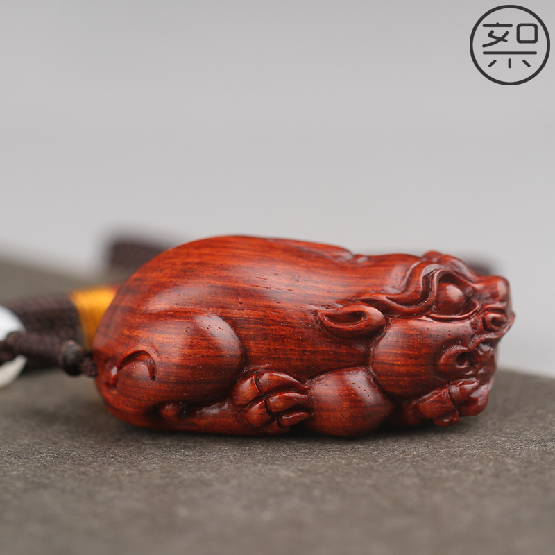 絮旧印度小叶紫檀男士貔貅手把件