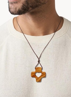 橄榄木十字架爱心项链男女通用挂坠复古个性时尚百搭吊坠配饰