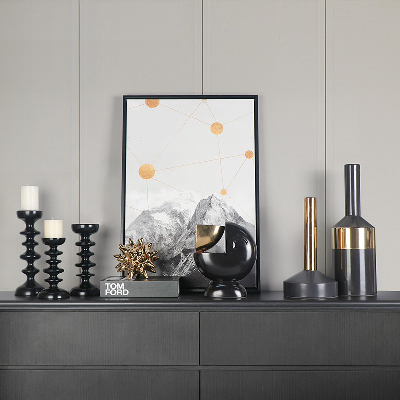 现代轻奢客厅玄关柜组合摆件黑色金色烛台细口陶瓷花器卧室装饰品