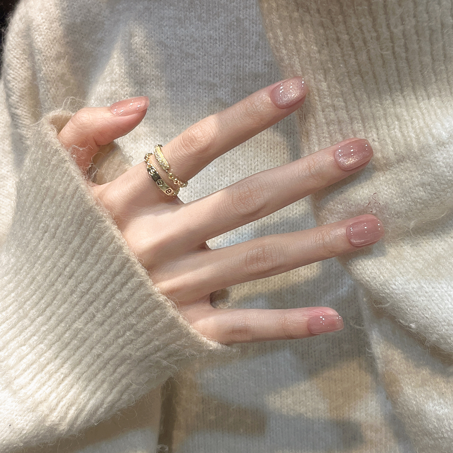 裸透粉色玻璃感猫眼美甲穿戴甲