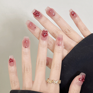 Milimi纯手工穿戴甲高级感2026新款中长款轻奢美甲显白蝶结心花