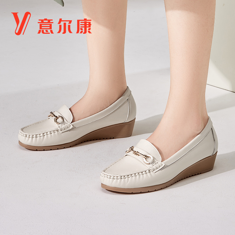 意尔康牛皮软底春秋款坡跟女鞋