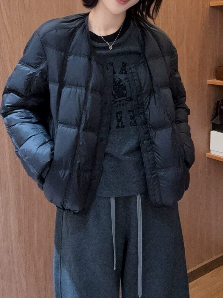 高端圆领方格羽绒服